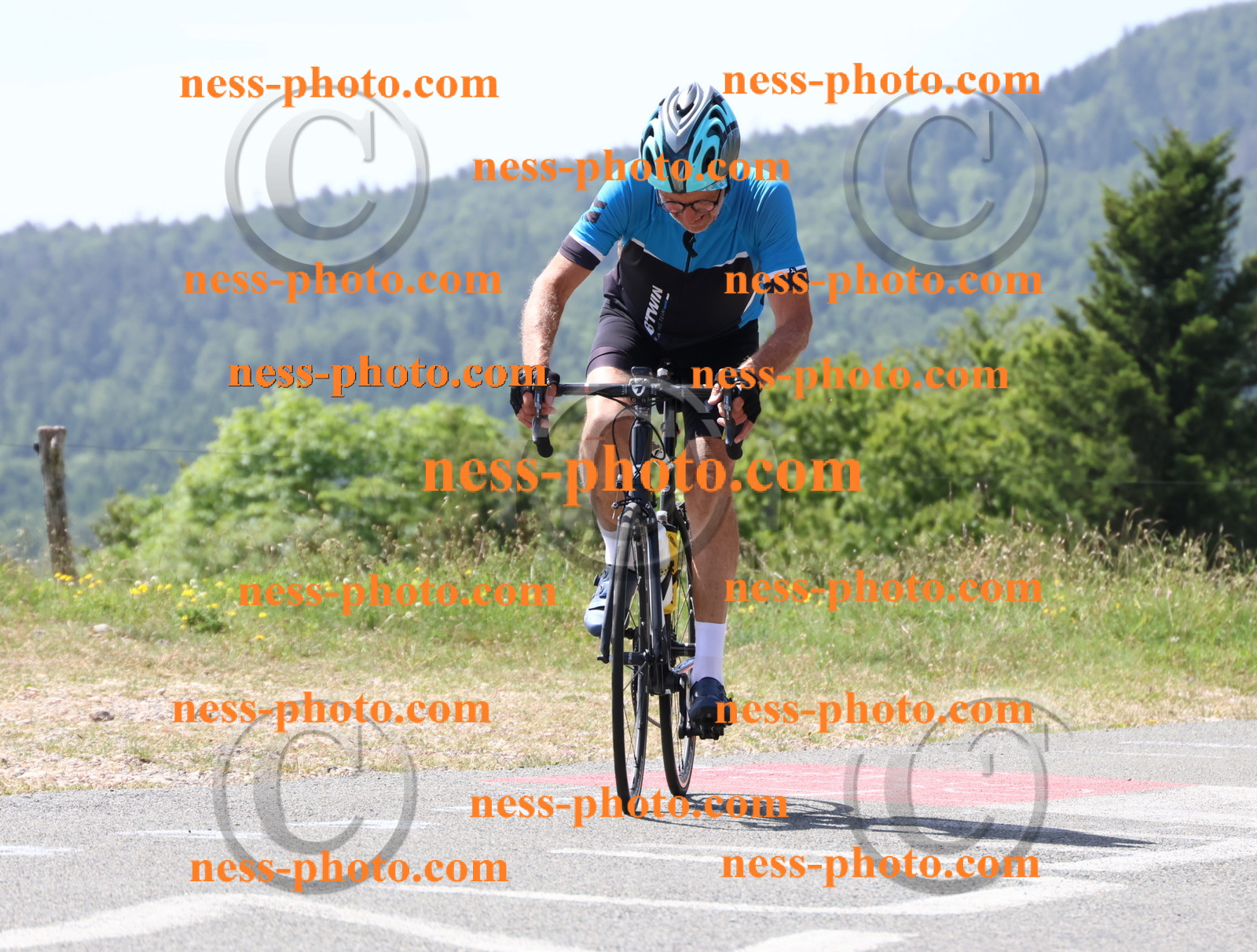 Col du grand Colombier (1405).JPG