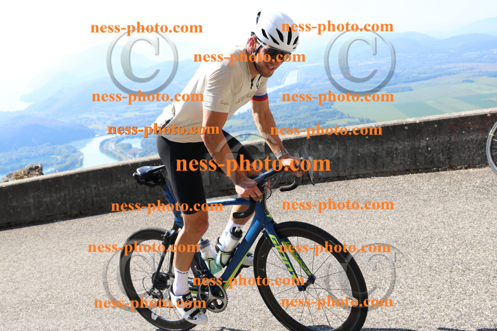 Col du Grand Colombier (286).JPG