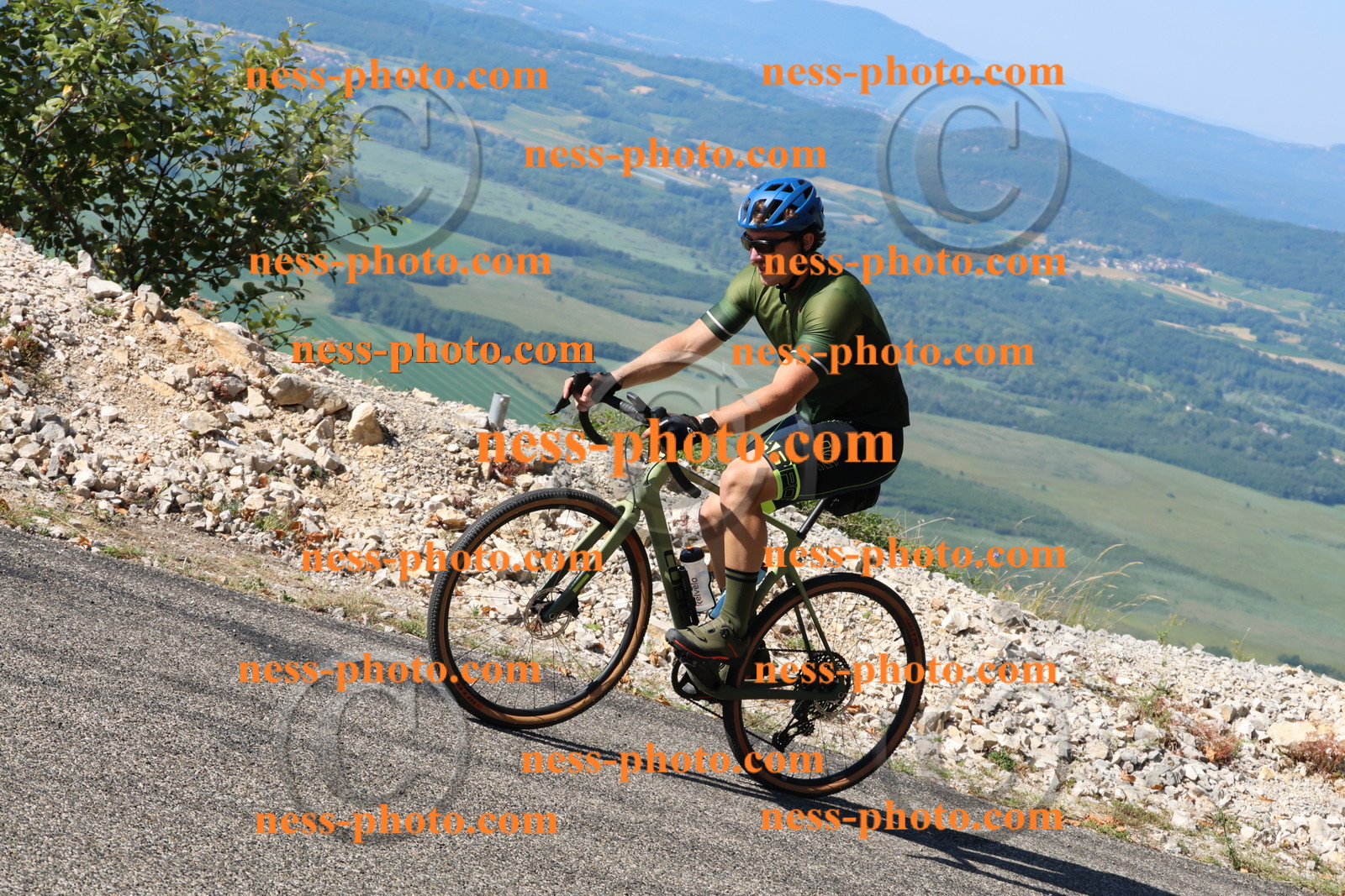 Col du Grand Colombier (1636).JPG