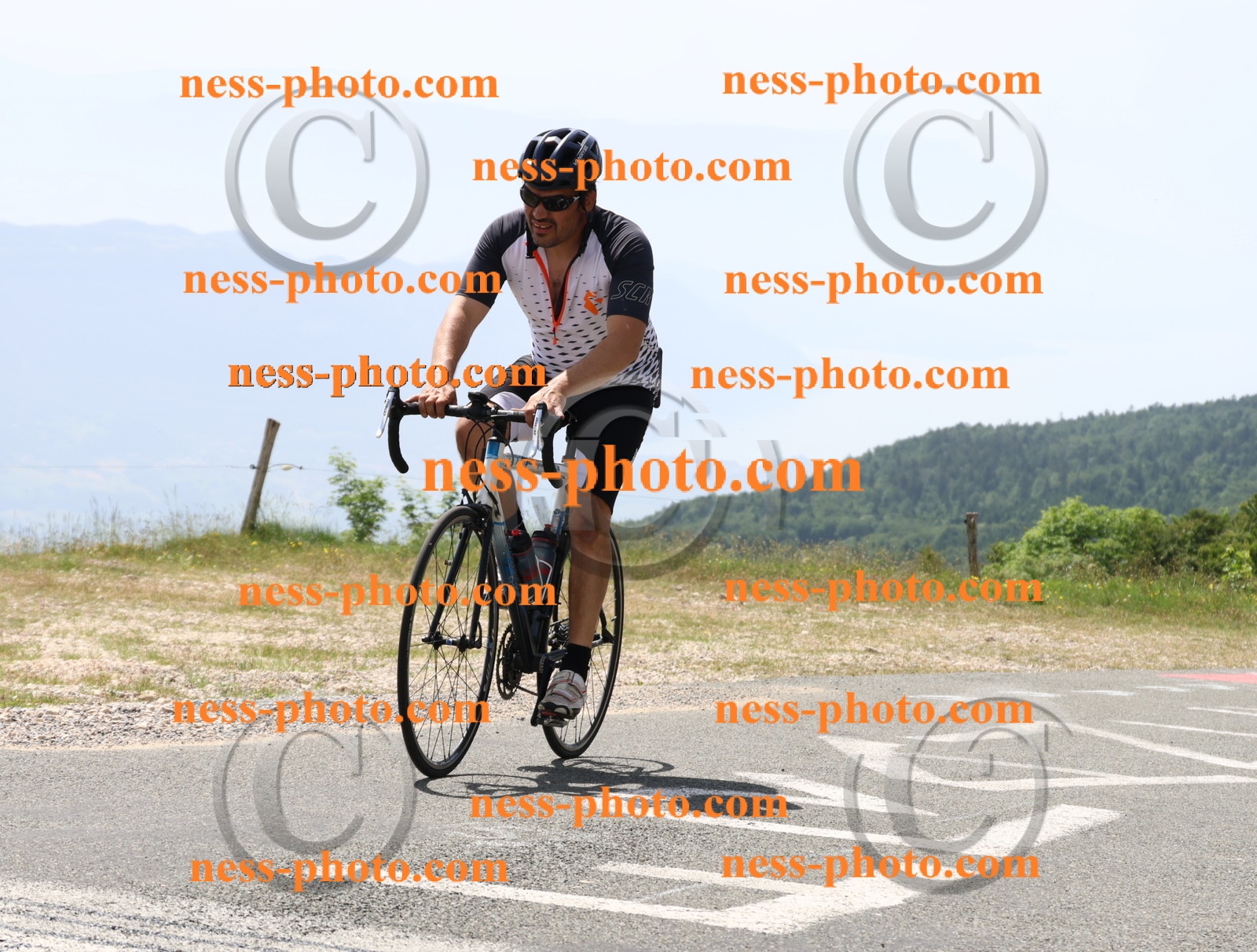 Col du grand Colombier (2034).JPG