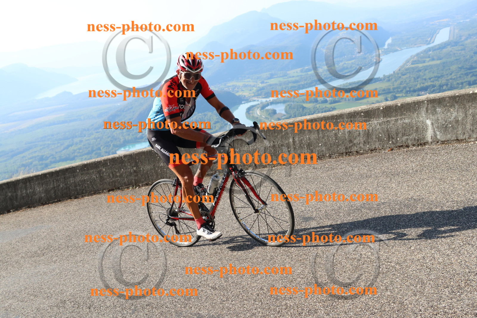 Col du Grand Colombier (1240).JPG