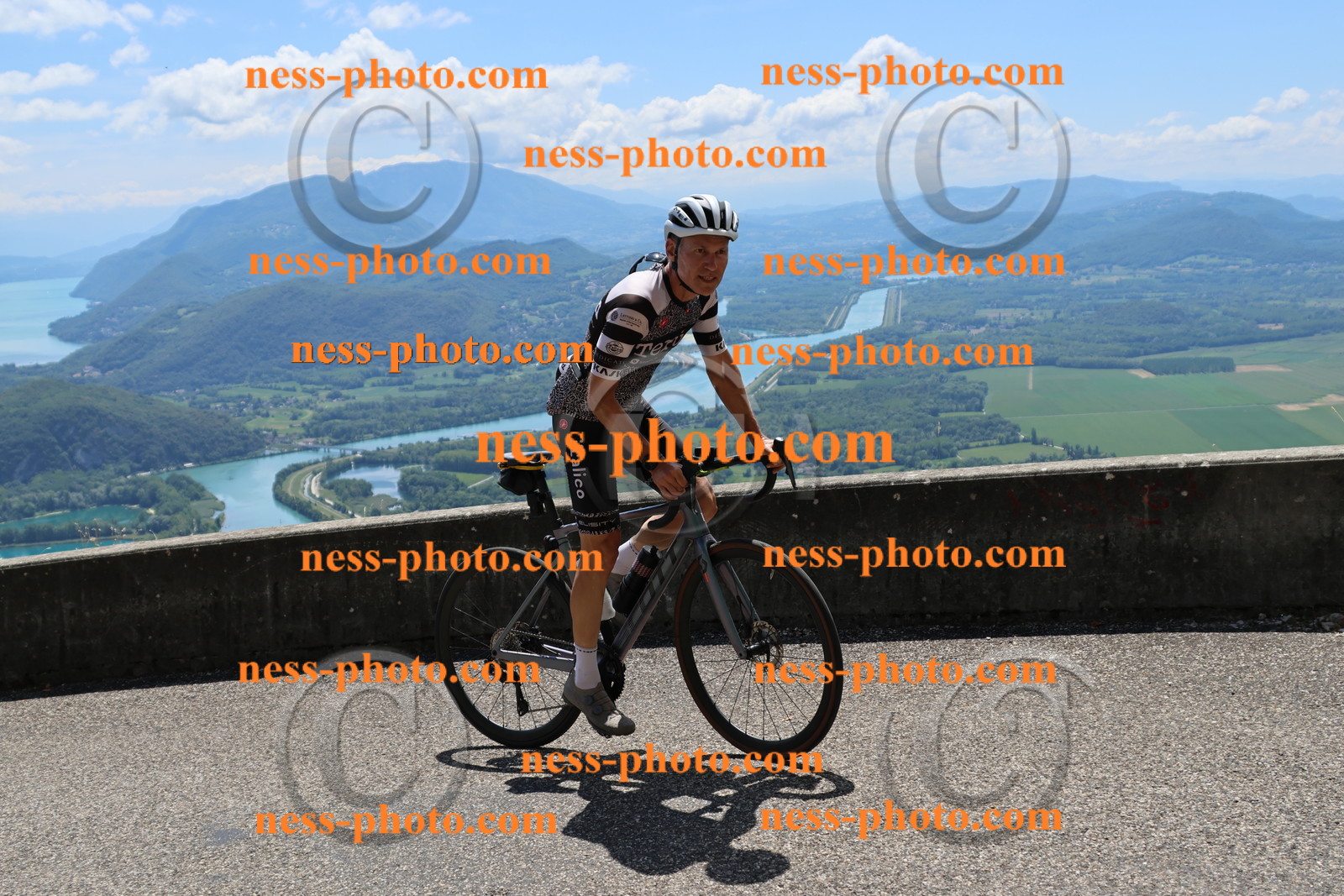 Col du Grand Colombier (383).JPG