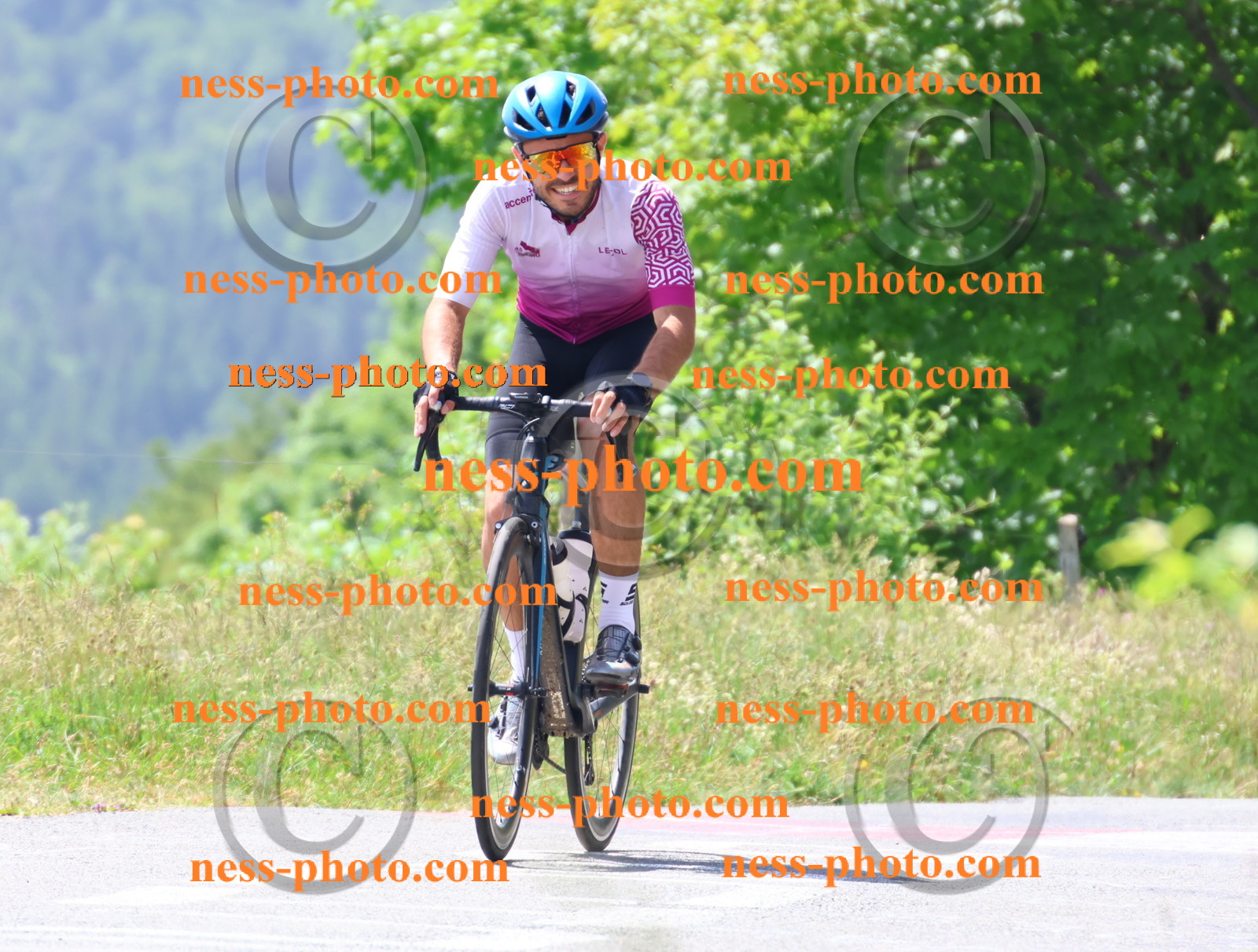 Col du grand Colombier (2220).JPG