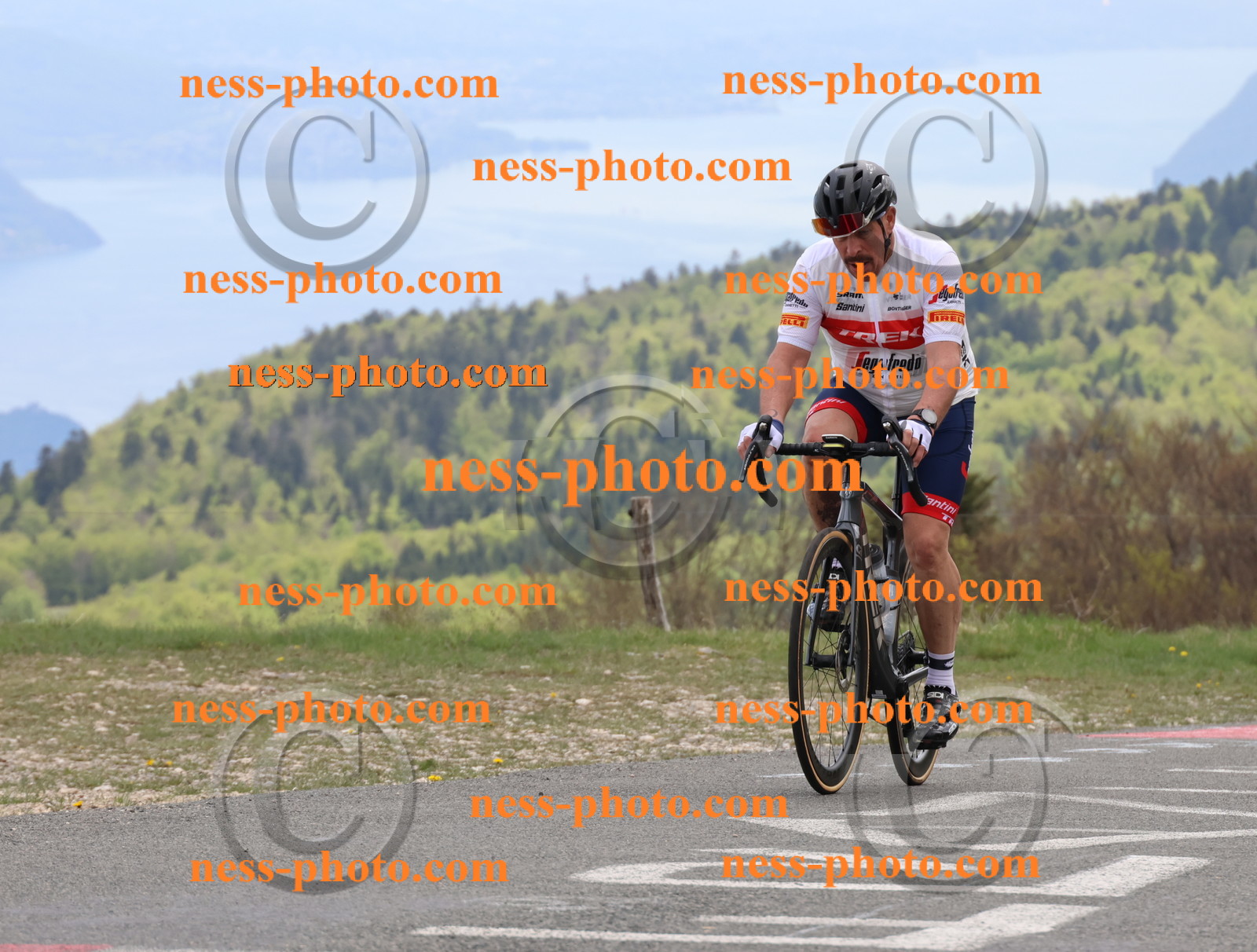 Col du Grand Colombier (207).JPG