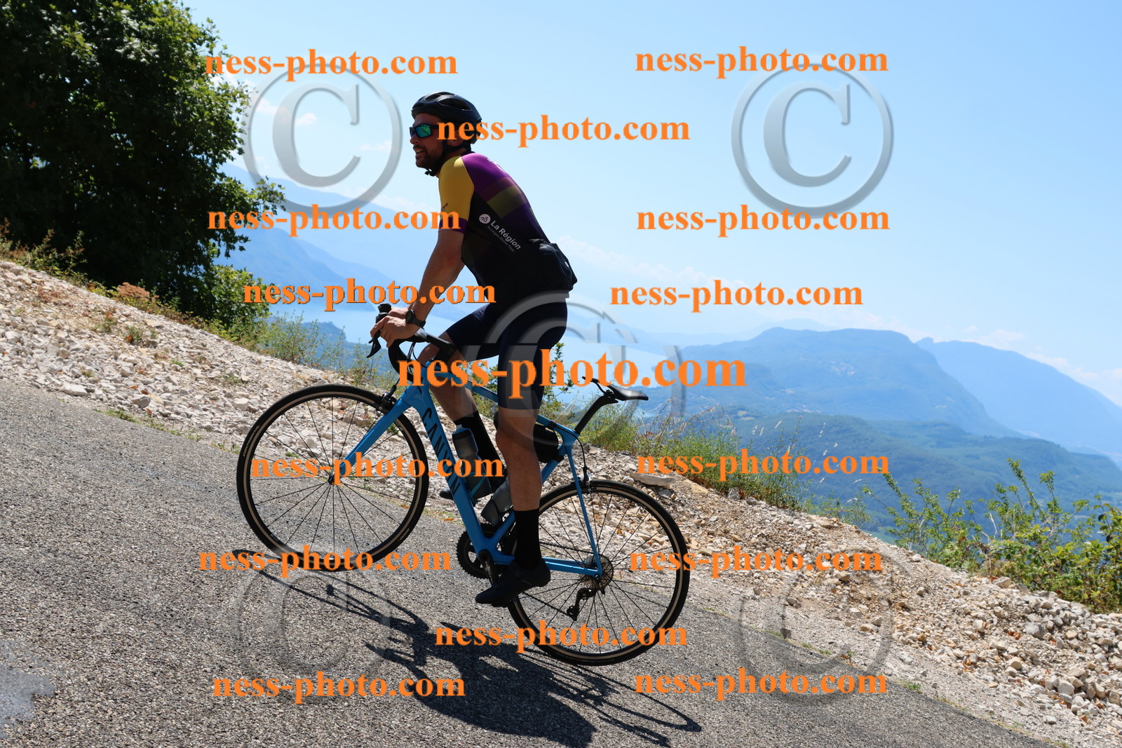 Col du Grand Colombier (2464).JPG