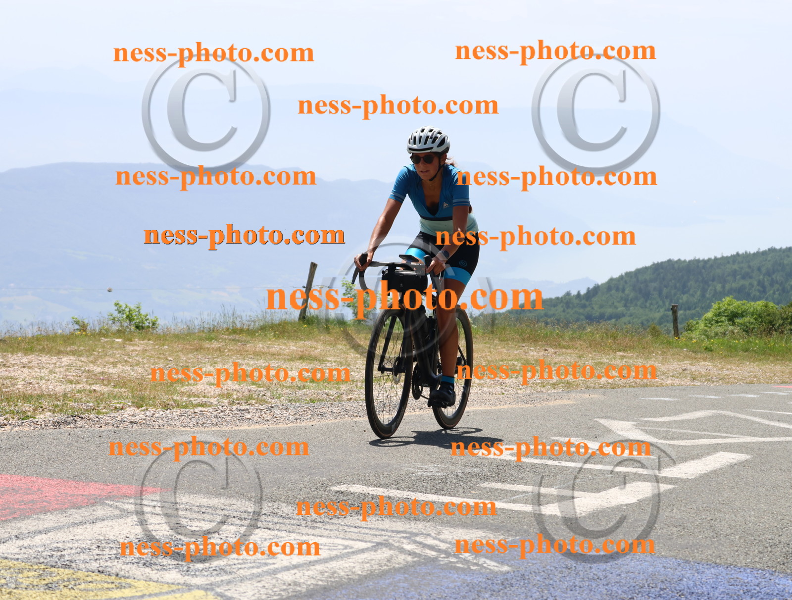 Col du grand Colombier (2546).JPG