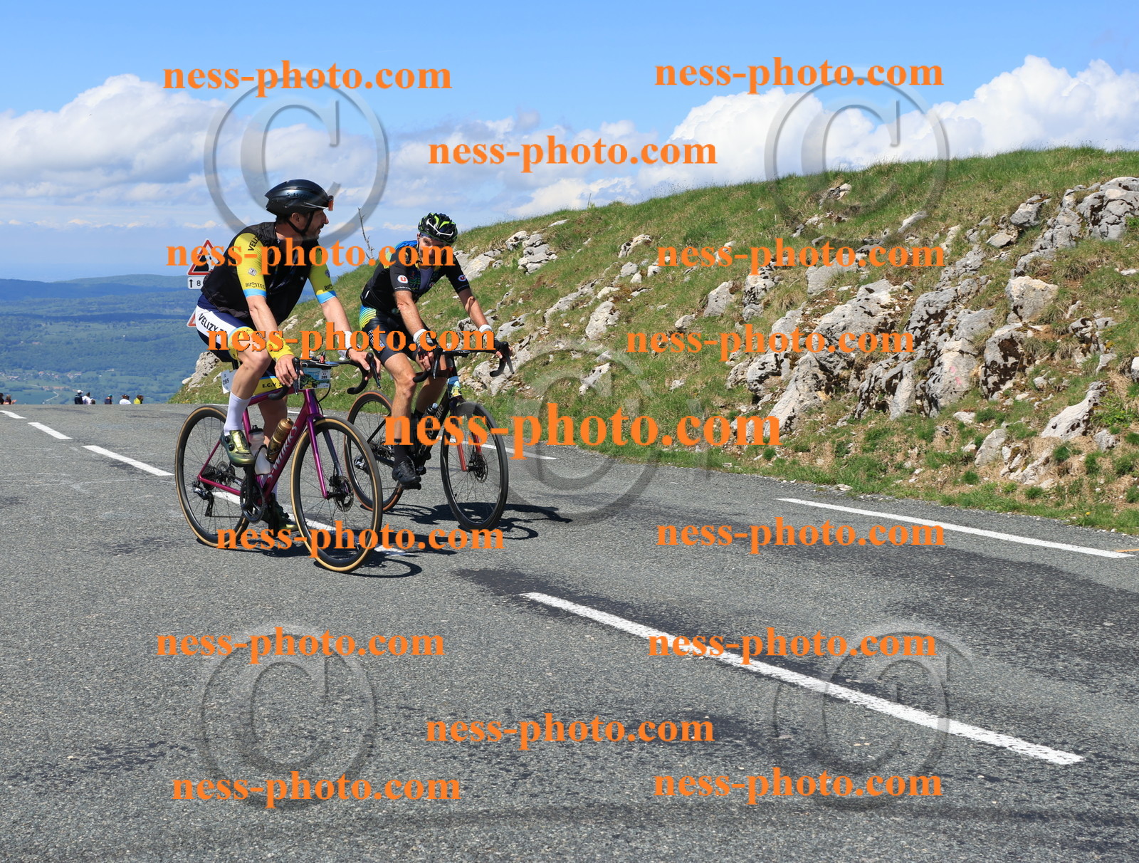 Col du Grand Colombier (1700).JPG