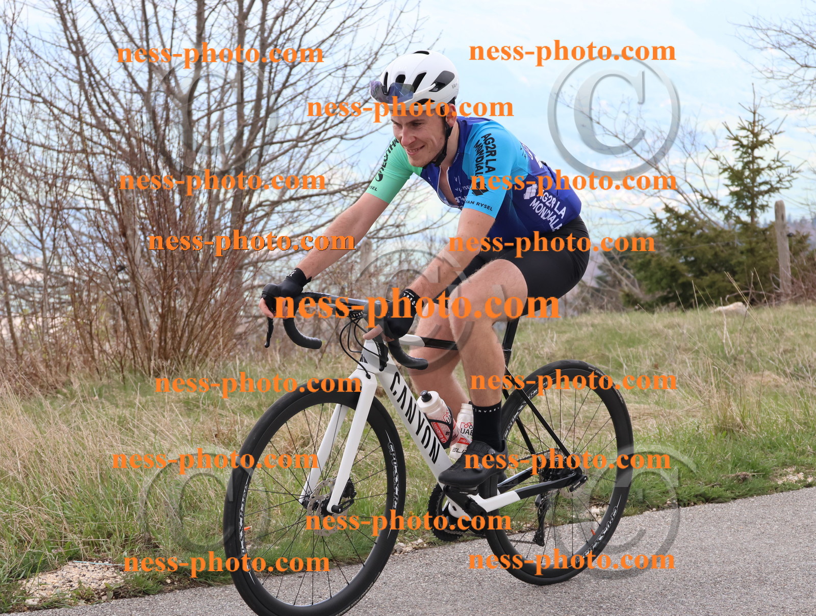 Col du Grand Colombier (138).JPG