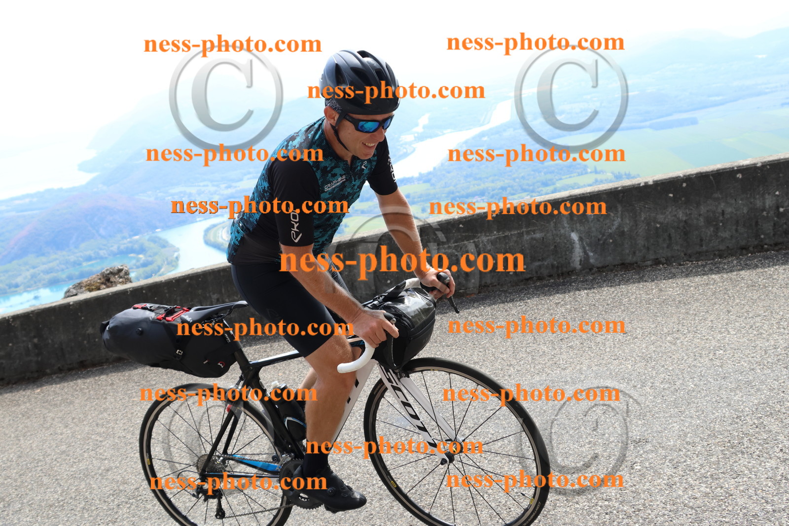 Col du Grand Colombier (682).JPG