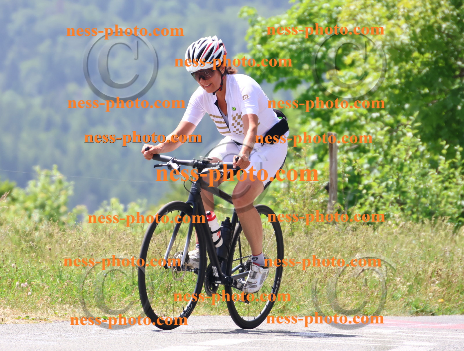 Col du grand Colombier (2244).JPG