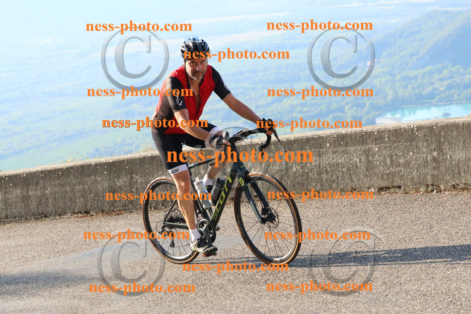 Col du Grand Colombier (359).JPG