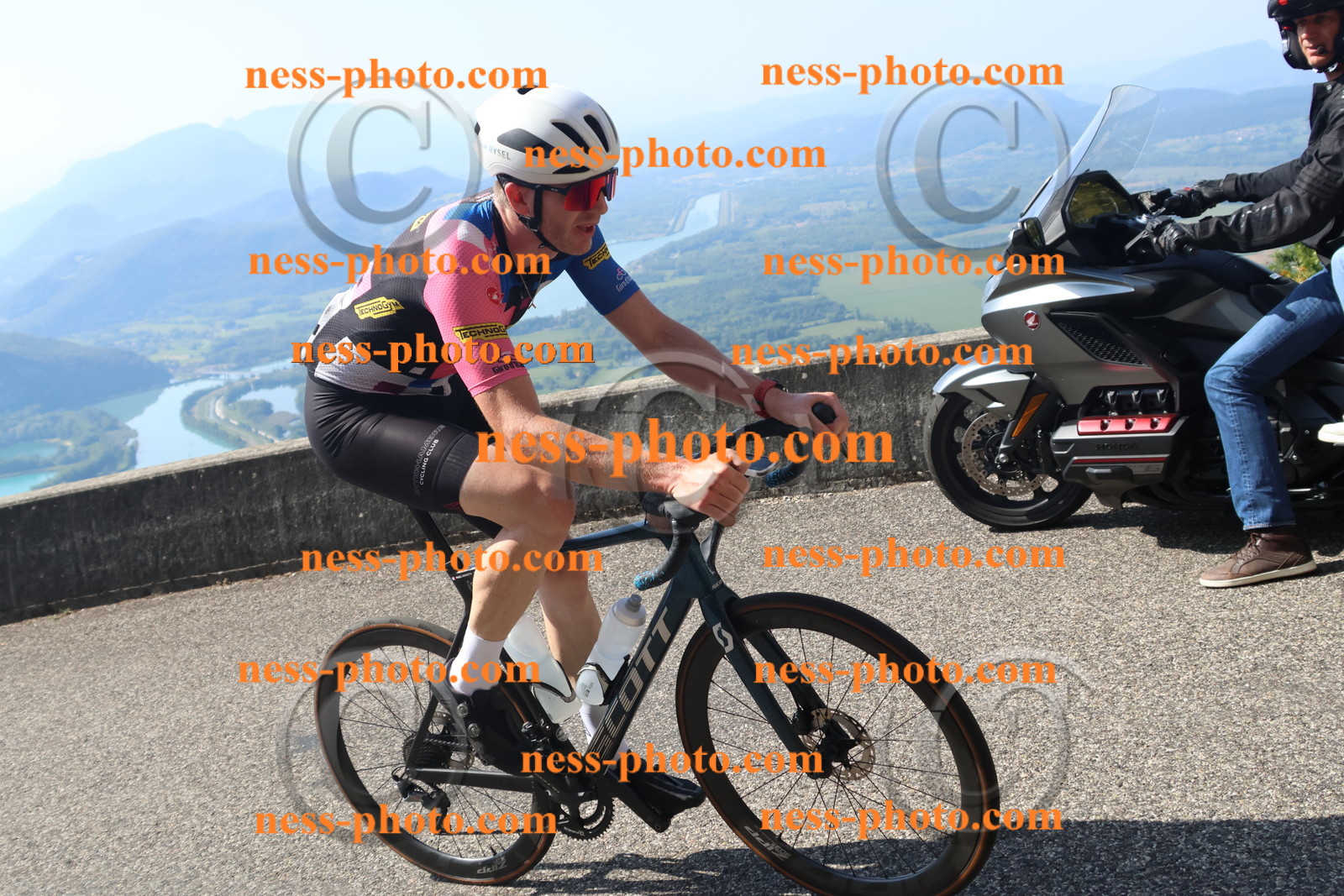 Col du Grand Colombier (2960).JPG