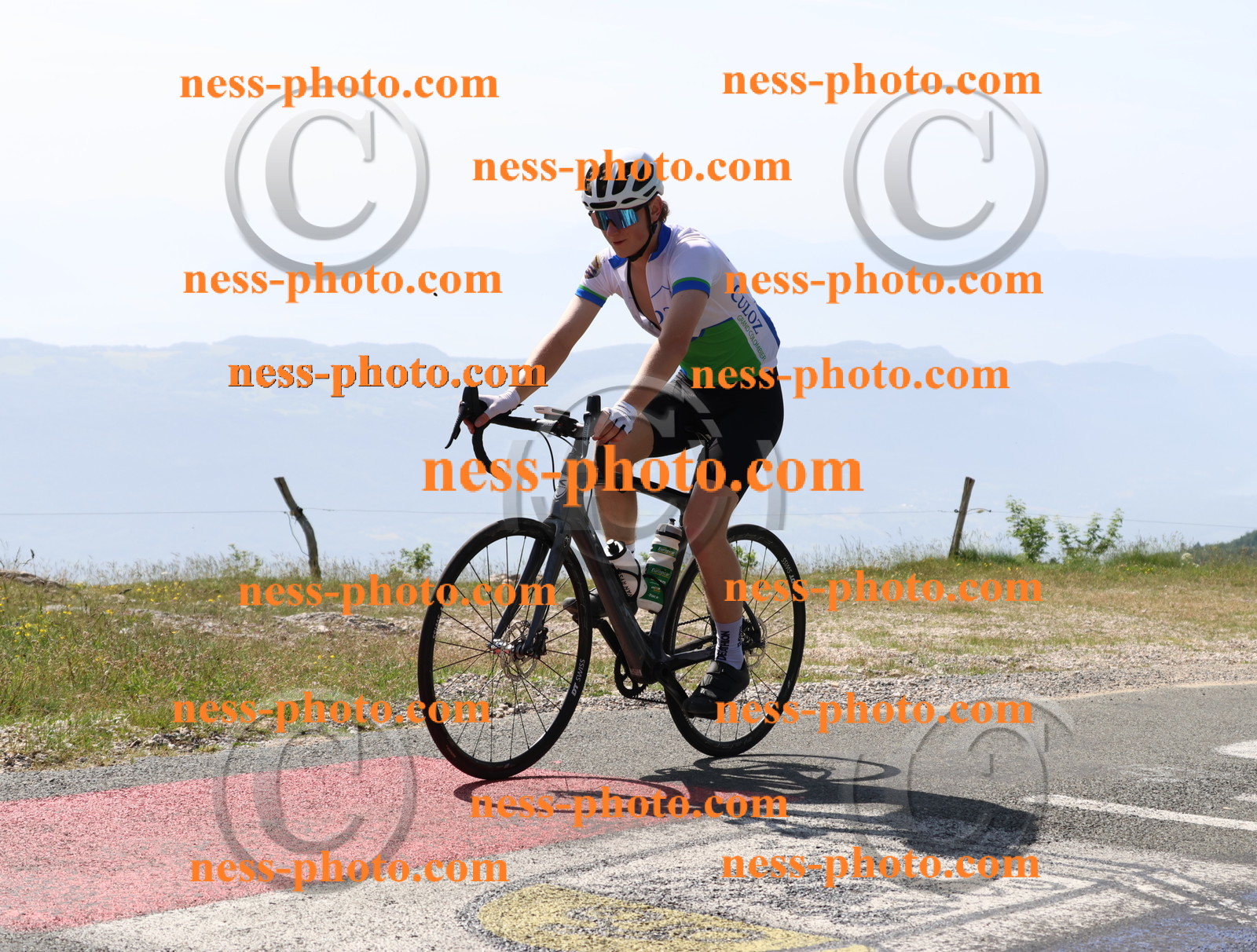 Col du grand Colombier (950).JPG