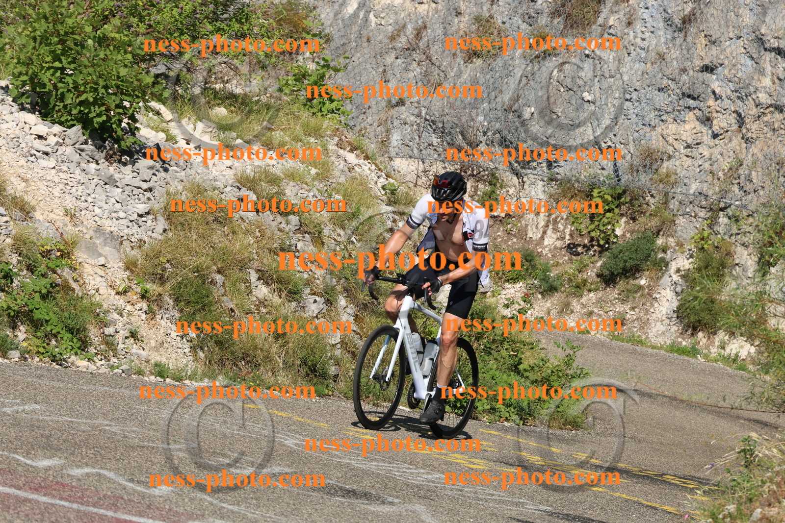 Col du Grand Colombier (235).JPG