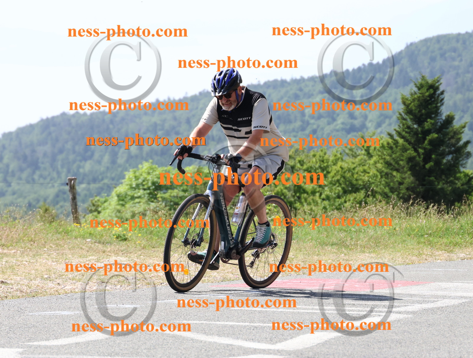 Col du grand Colombier (1154).JPG