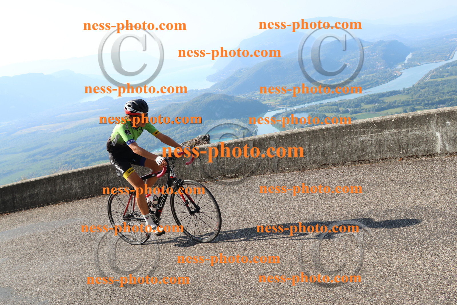 Col du Grand Colombier (1075).JPG