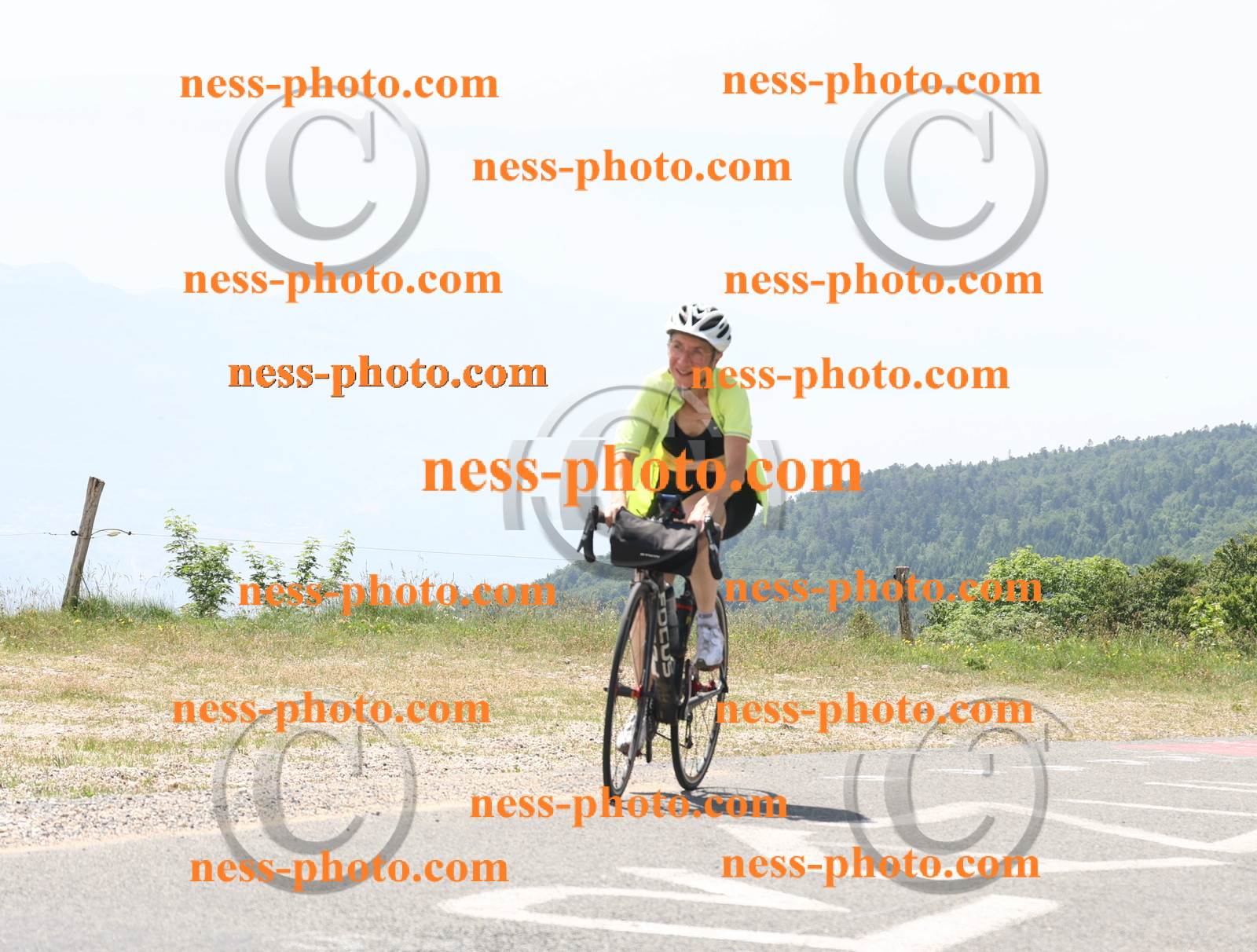 Col du grand Colombier (2089).JPG