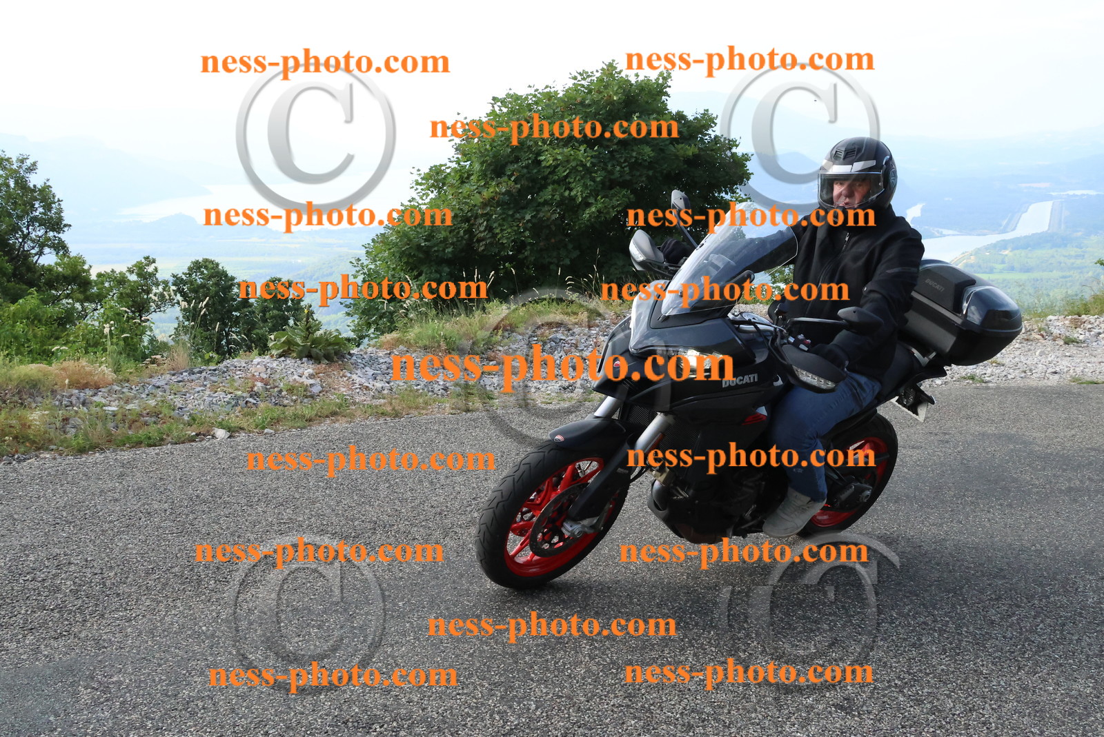 Col du Grand Colombier (18).JPG