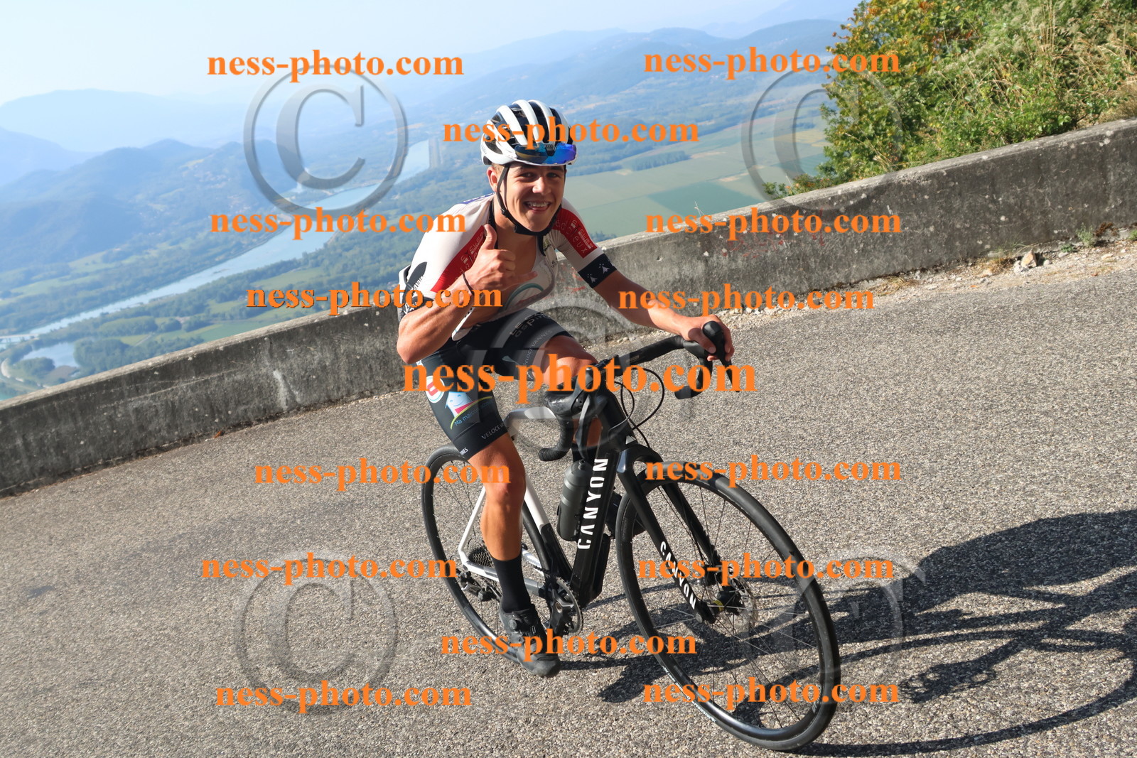 Col du Grand Colombier (2233).JPG