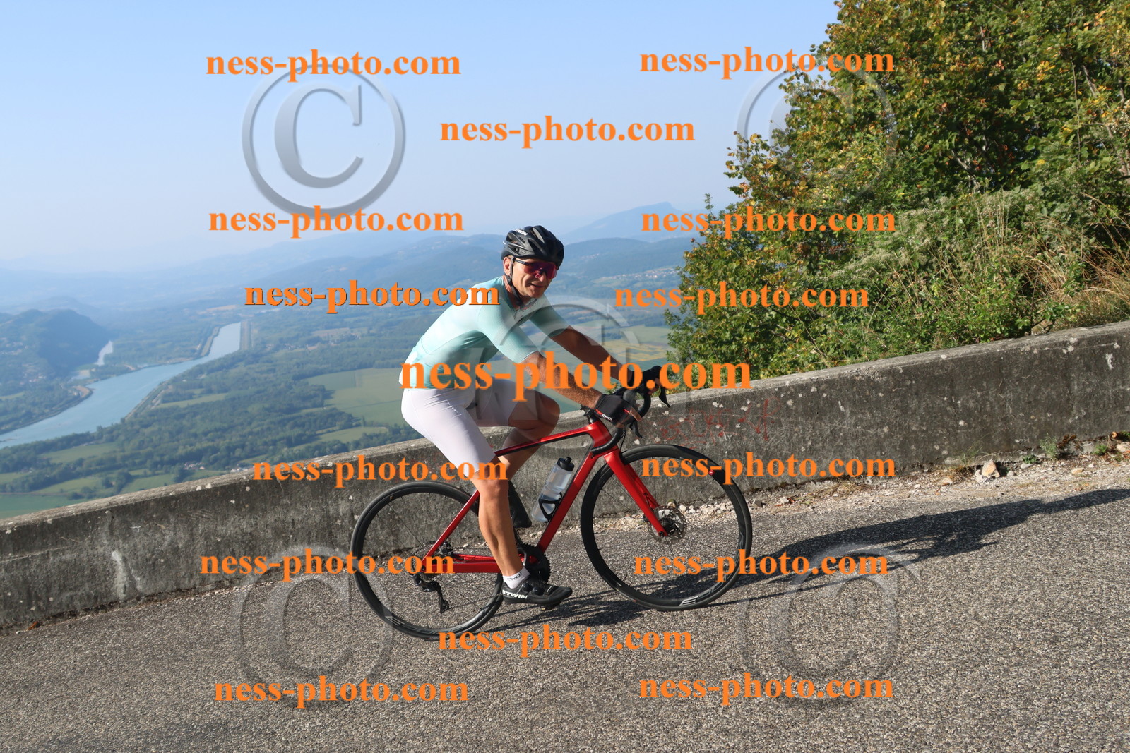 Col du Grand Colombier (1527).JPG