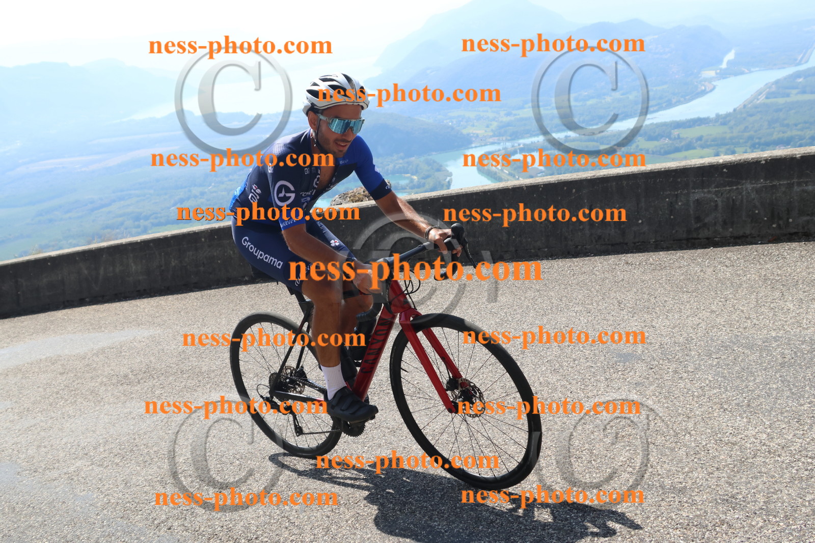 Col du Grand Colombier (3463).JPG