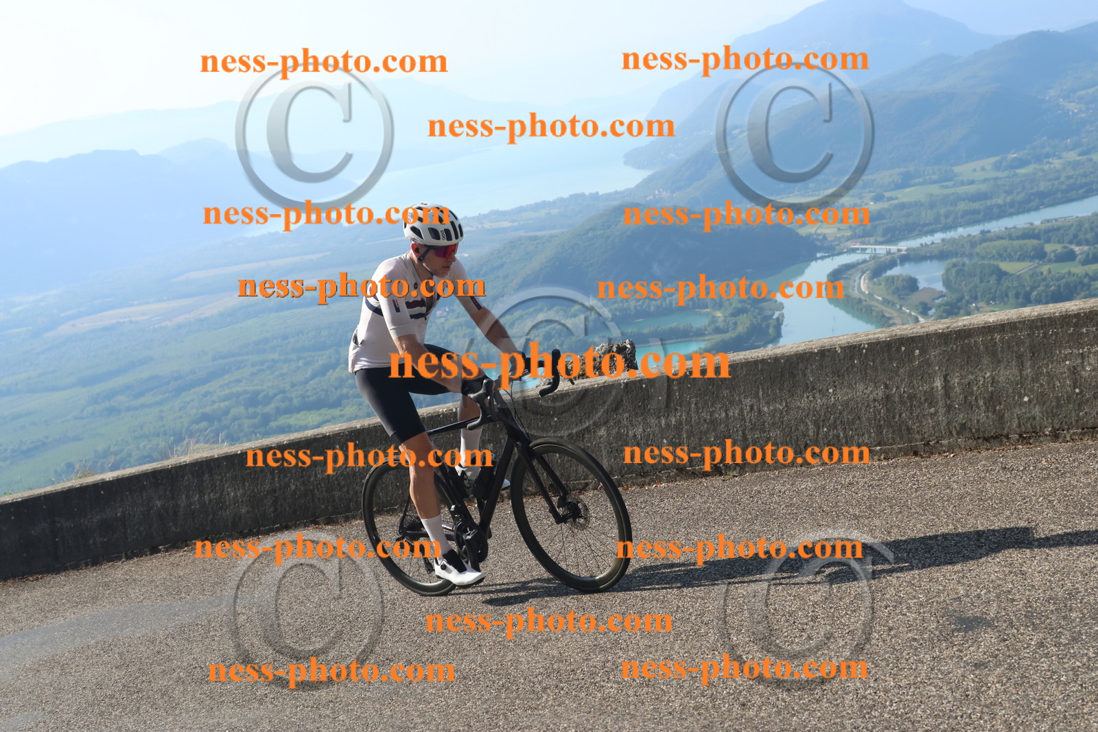 Col du Grand Colombier (1374).JPG