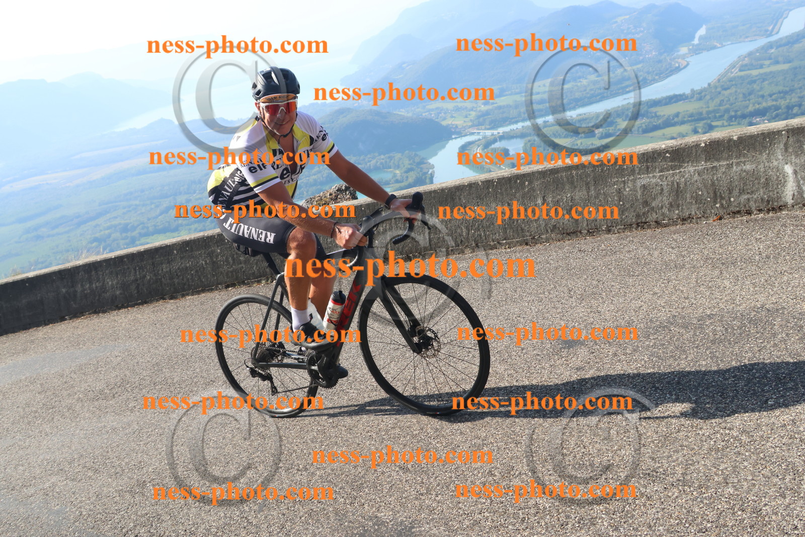 Col du Grand Colombier (1577).JPG