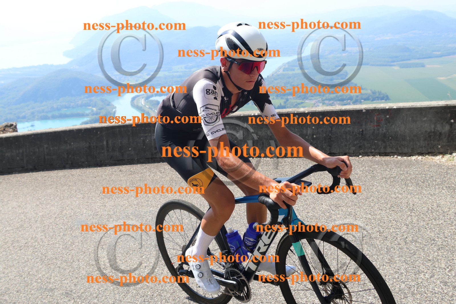 Col du Grand Colombier (3425).JPG