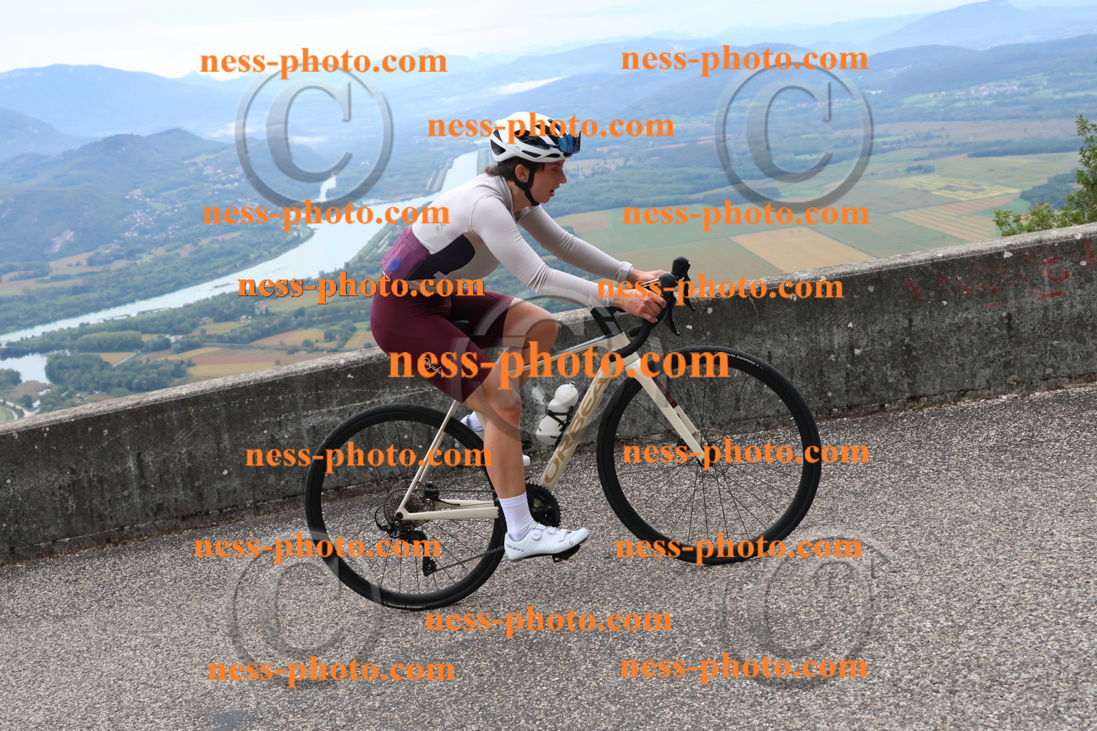 Col du Grand Colombier (1533).JPG