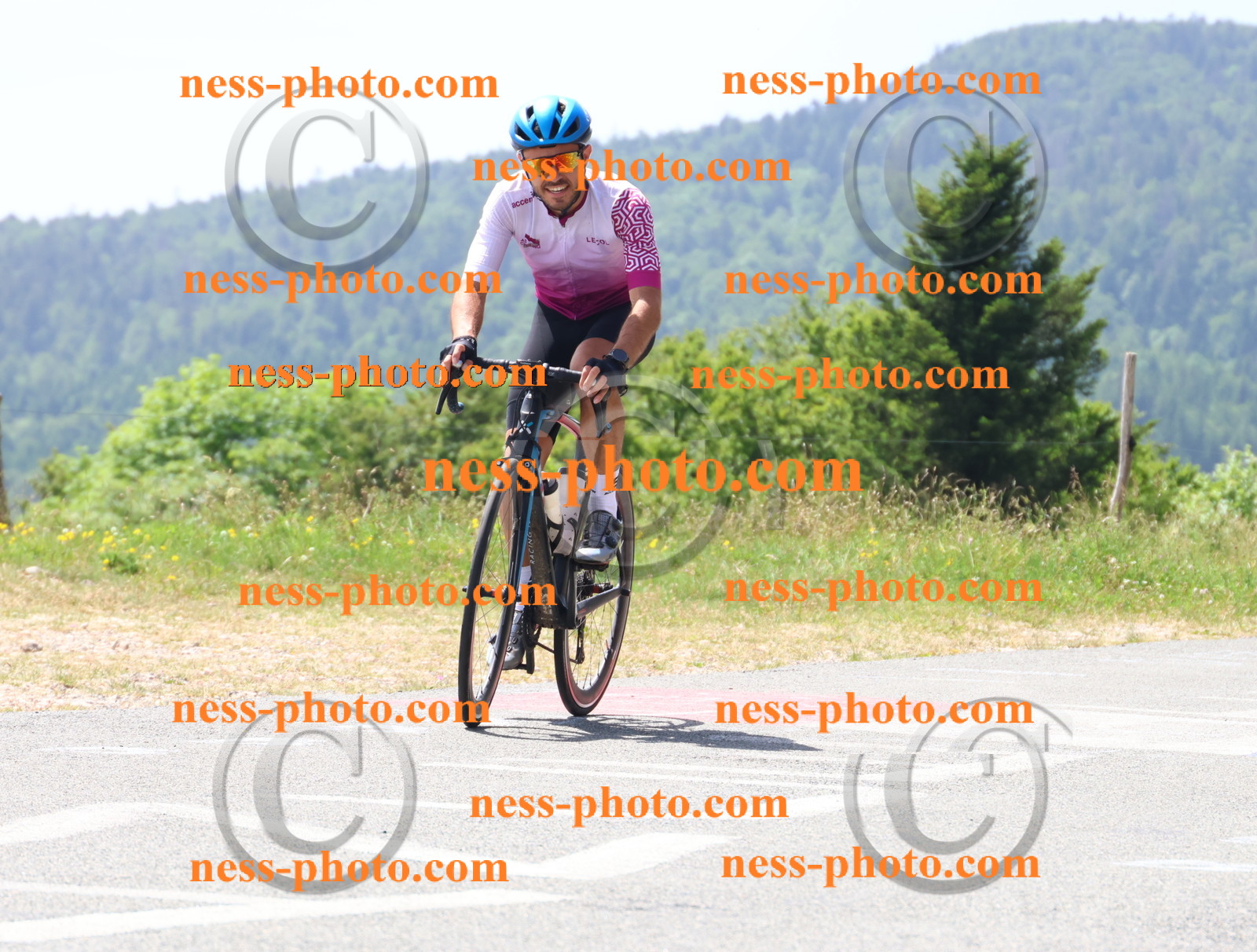 Col du grand Colombier (2223).JPG