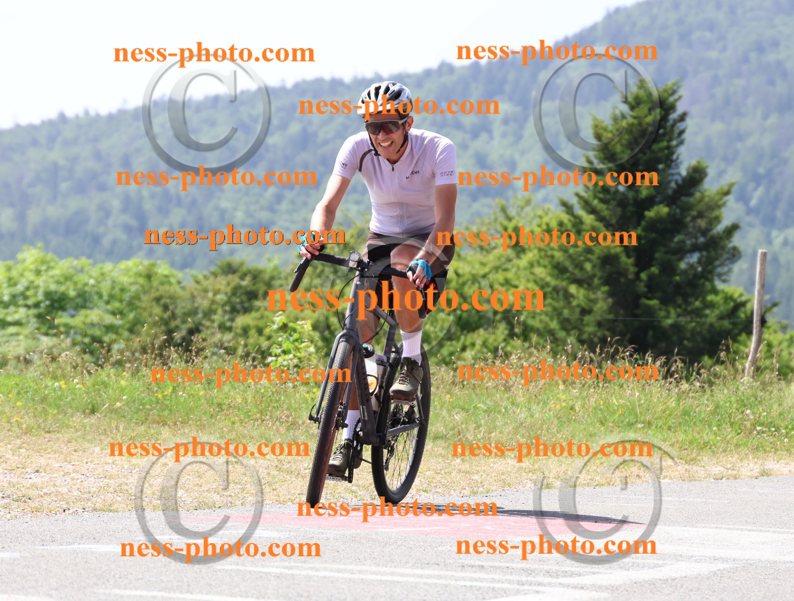 Col du grand Colombier (1573).JPG