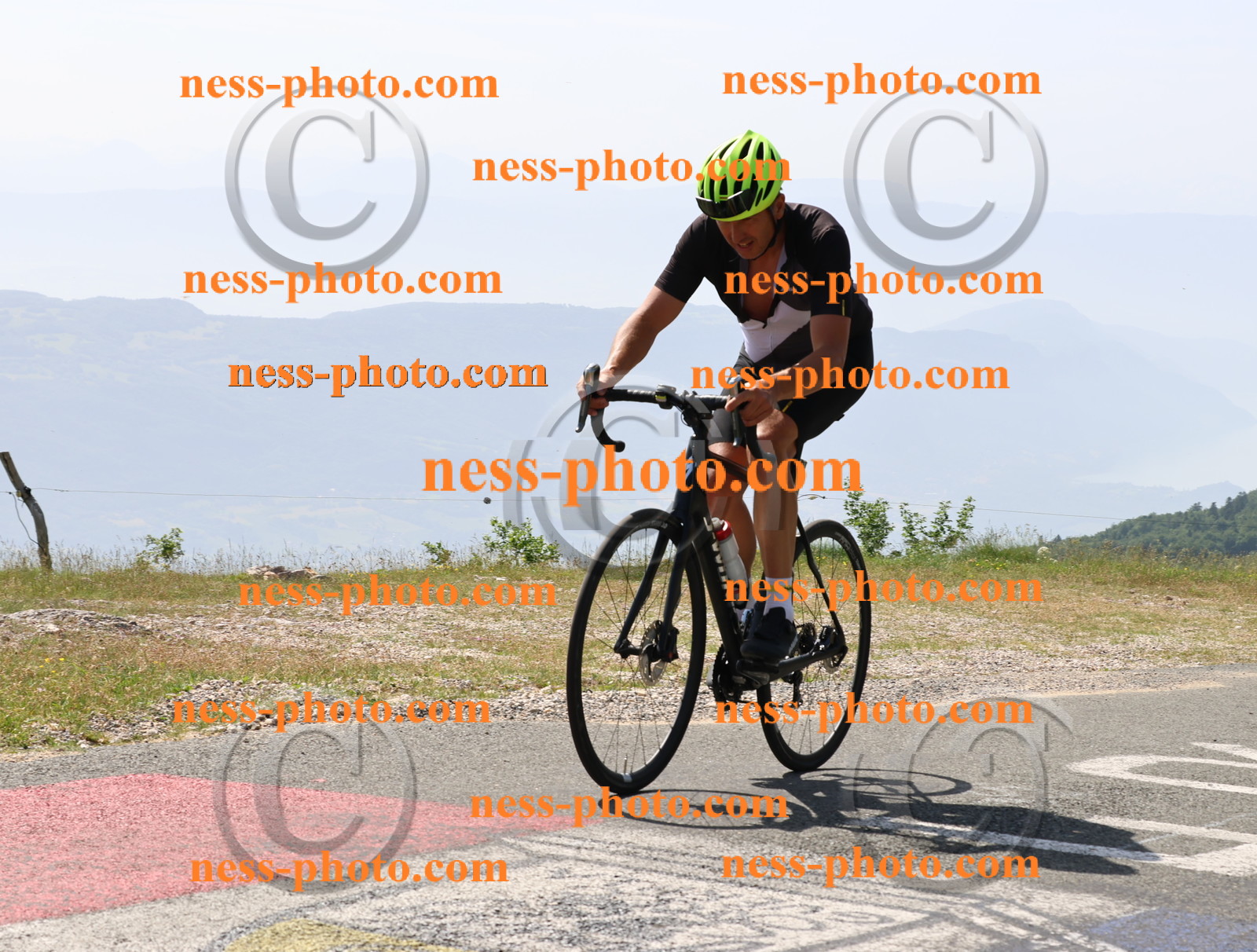 Col du grand Colombier (1190).JPG