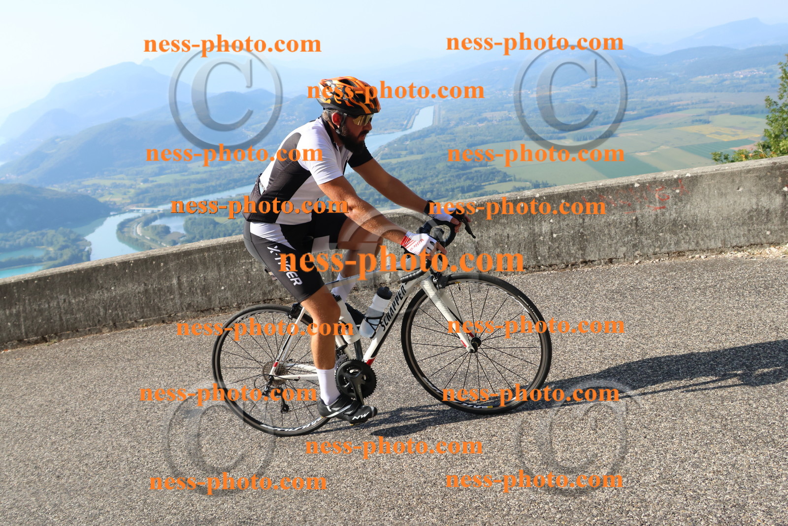 Col du Grand Colombier (1270).JPG