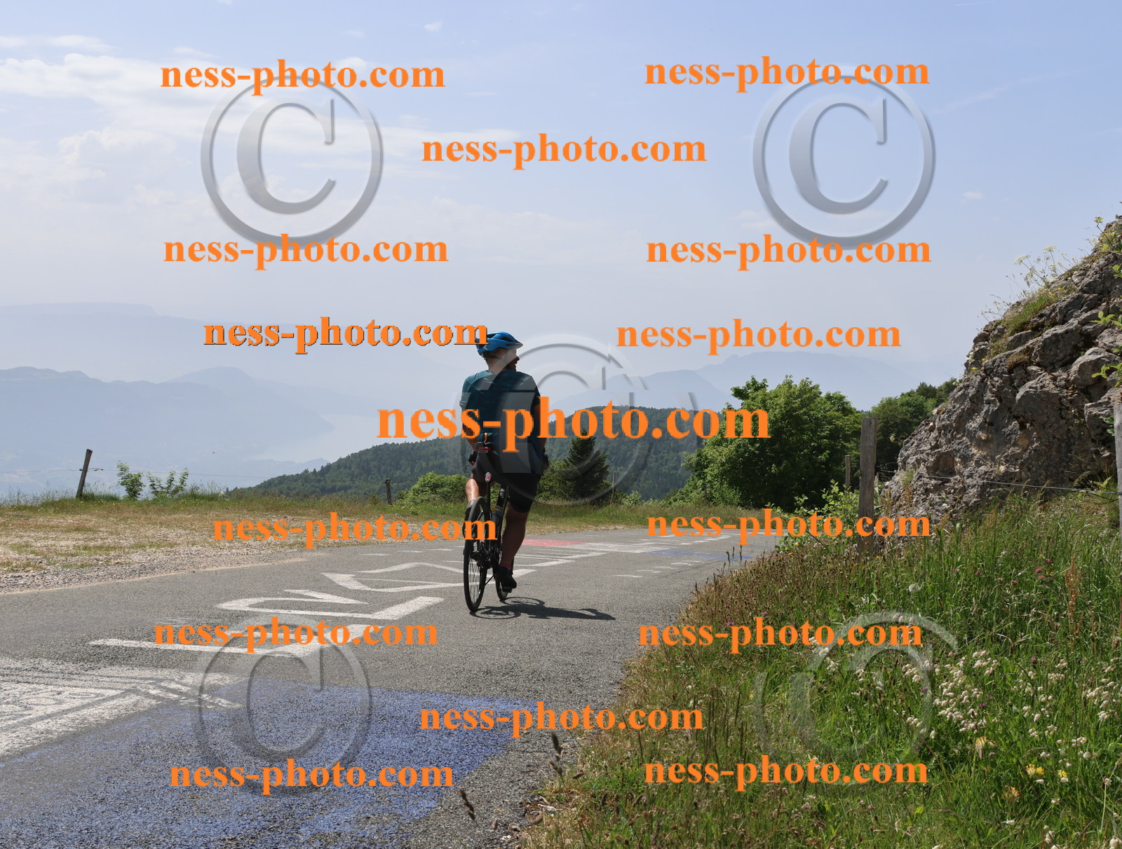 Col du grand Colombier (2205).JPG