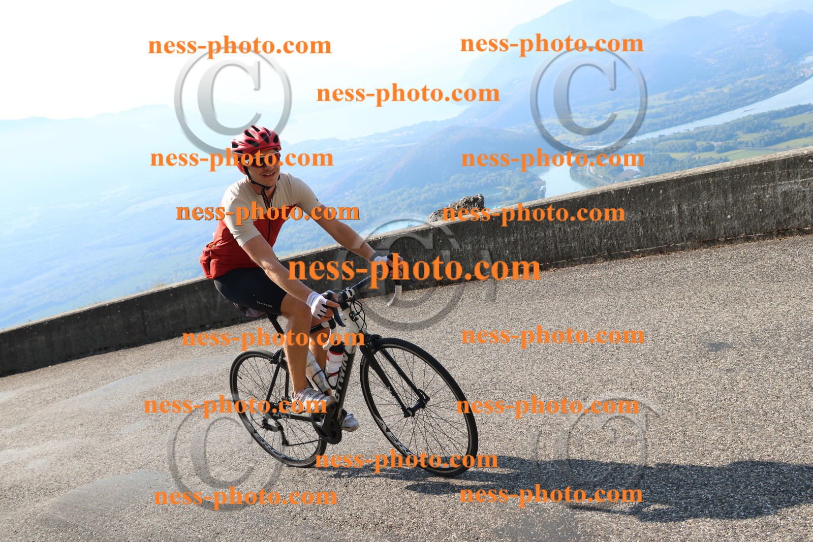 Col du Grand Colombier (37).JPG