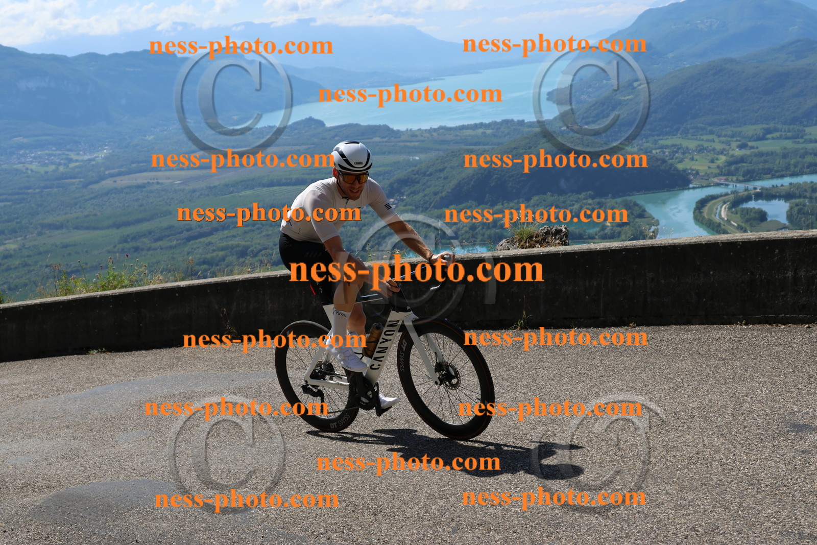 Col du Grand Colombier (136).JPG