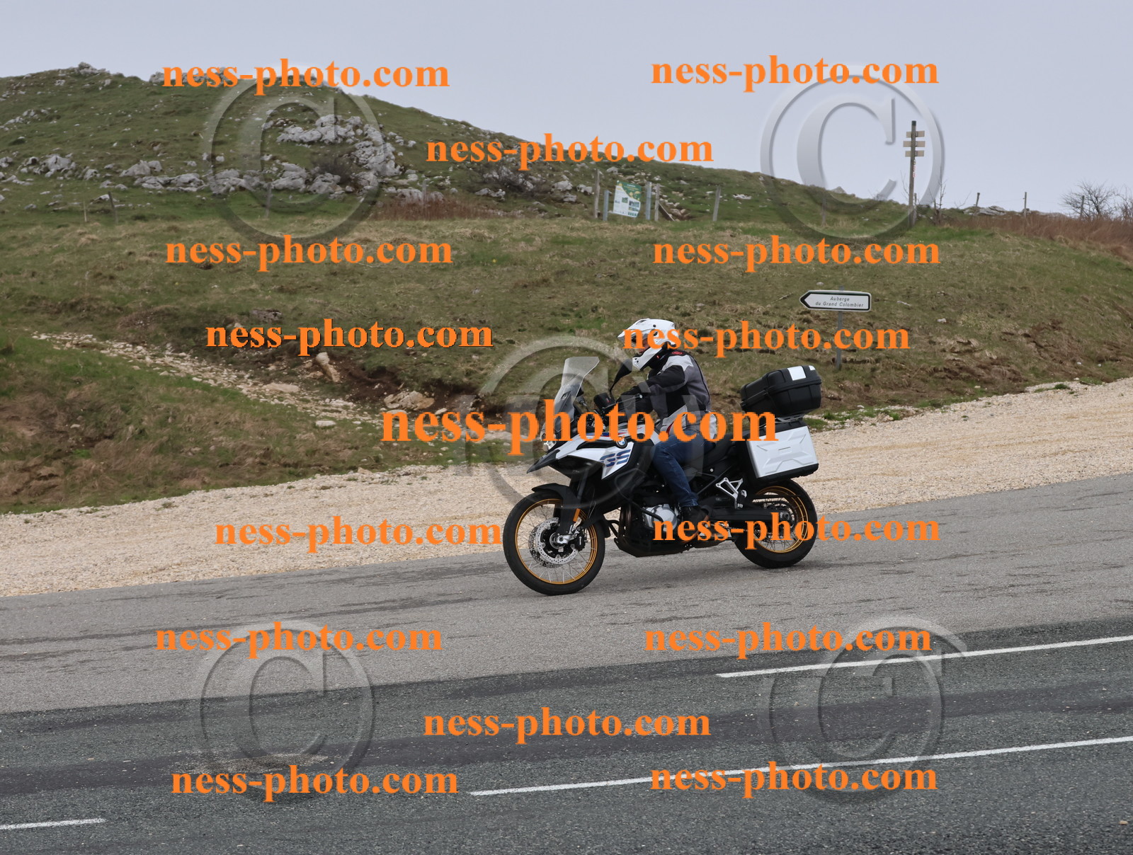 Col du Grand Colombier (16).JPG