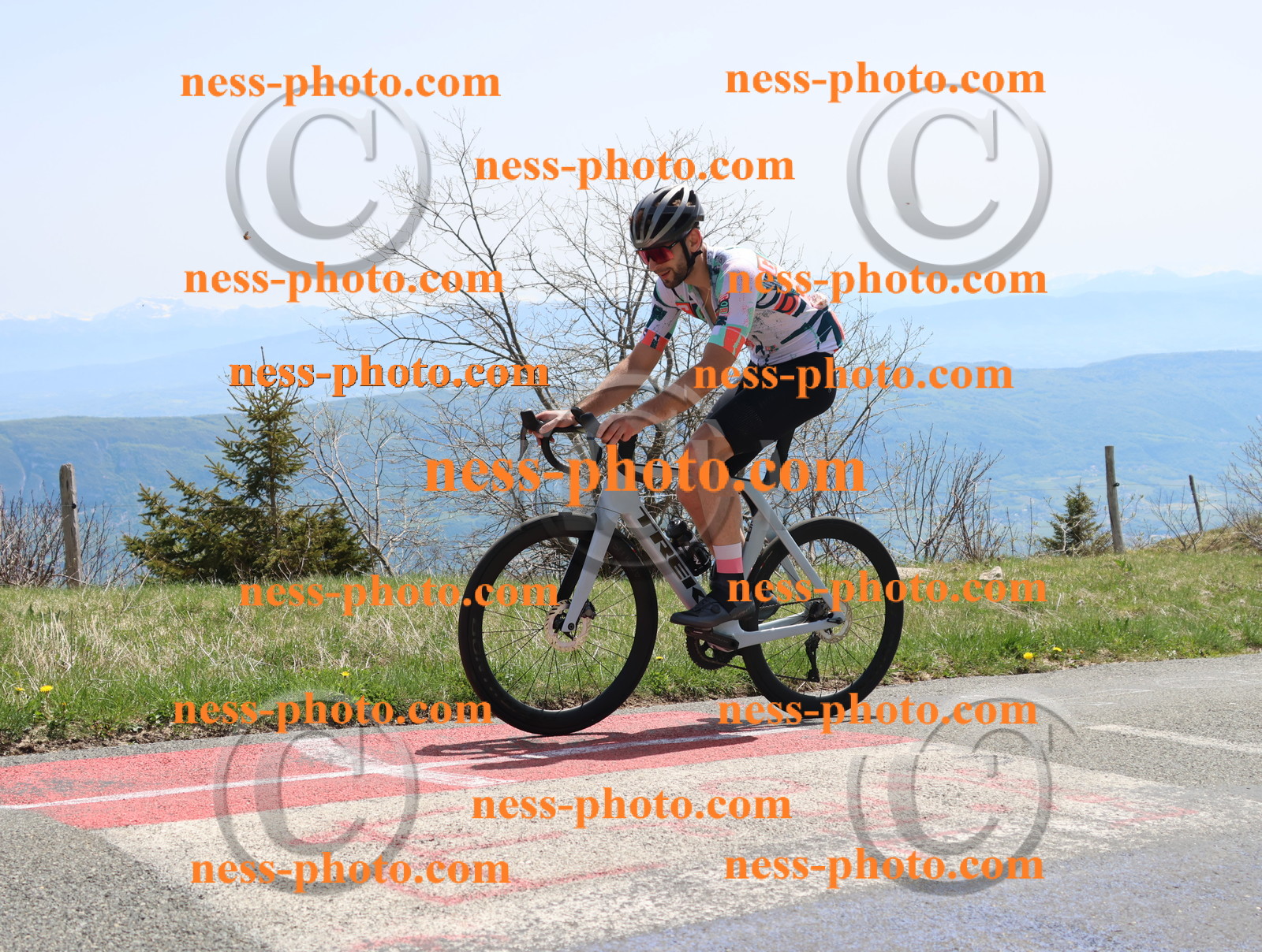 Col du Grand Colombier (221).JPG