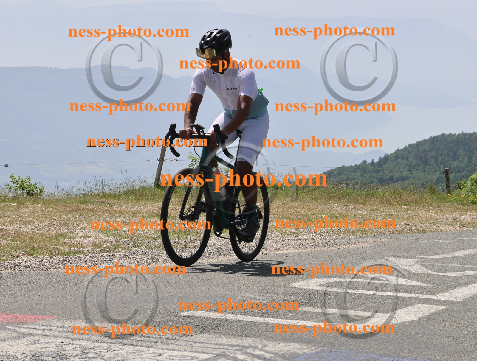 Col du grand Colombier (2189).JPG