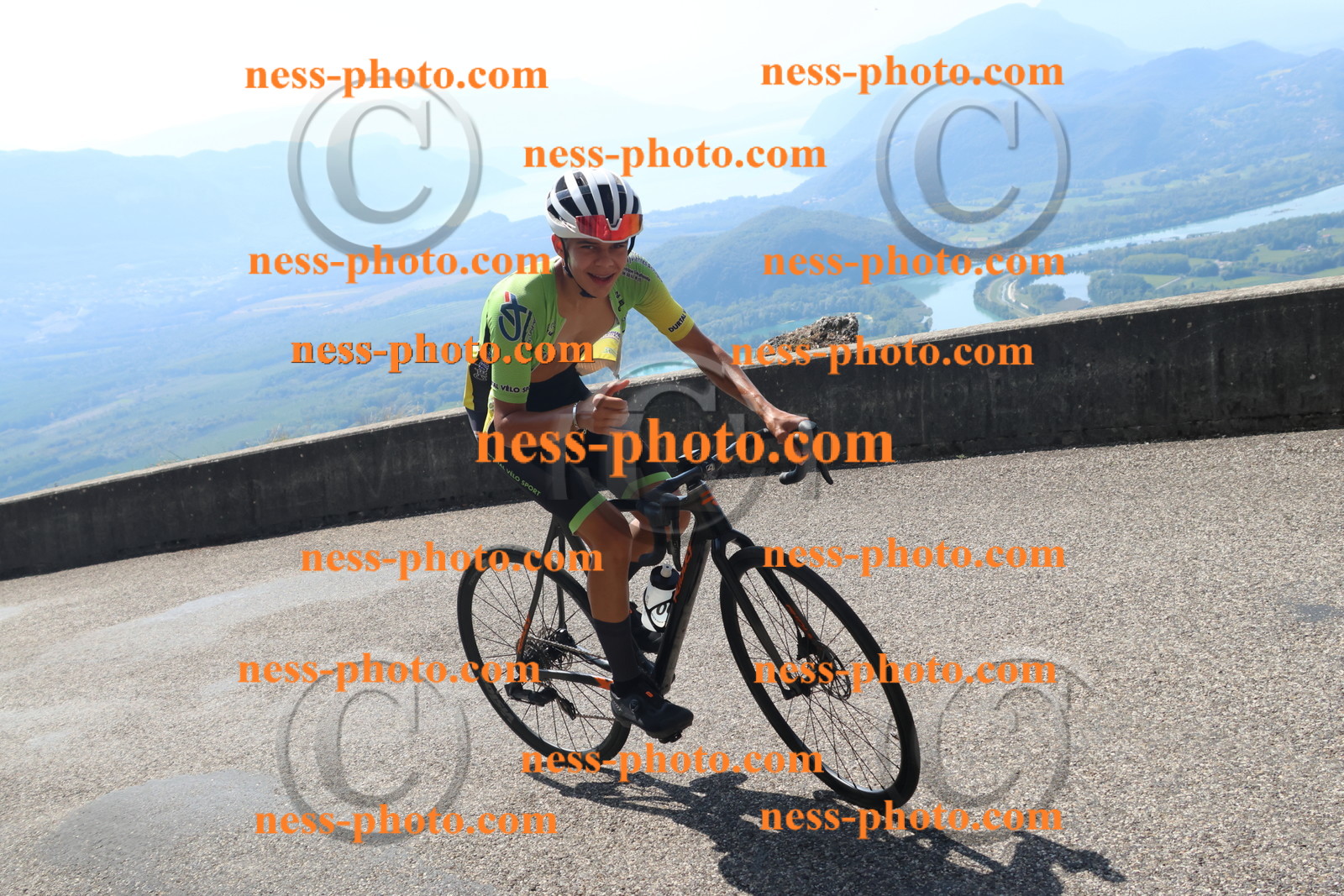 Col du Grand Colombier (3350).JPG