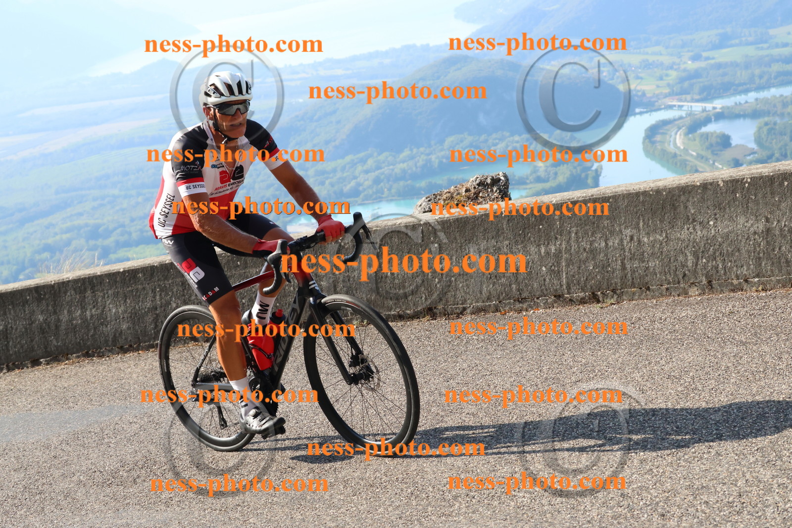 Col du Grand Colombier (1102).JPG