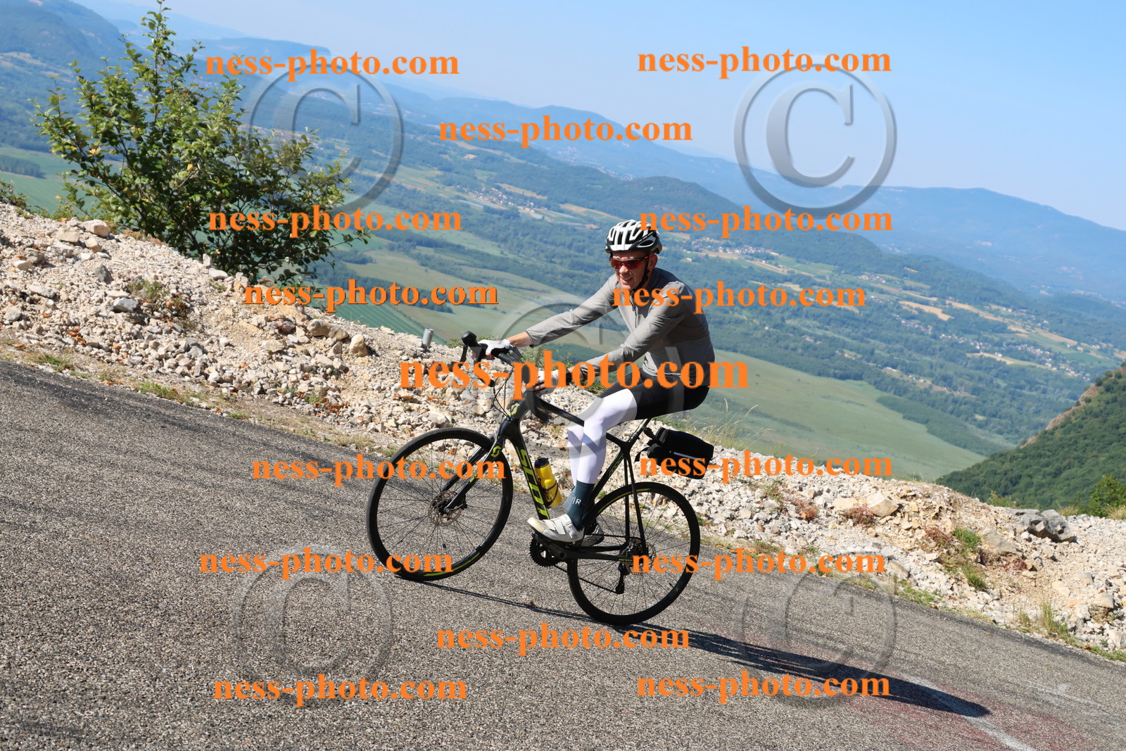 Col du Grand Colombier (1157).JPG