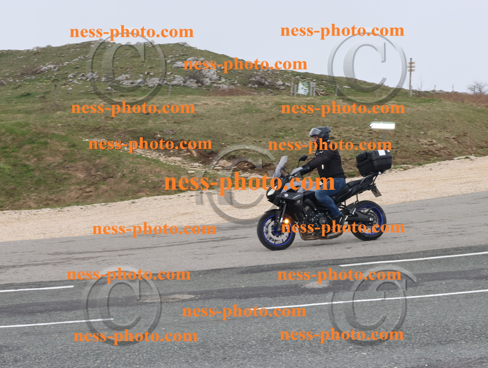 Col du Grand Colombier (19).JPG