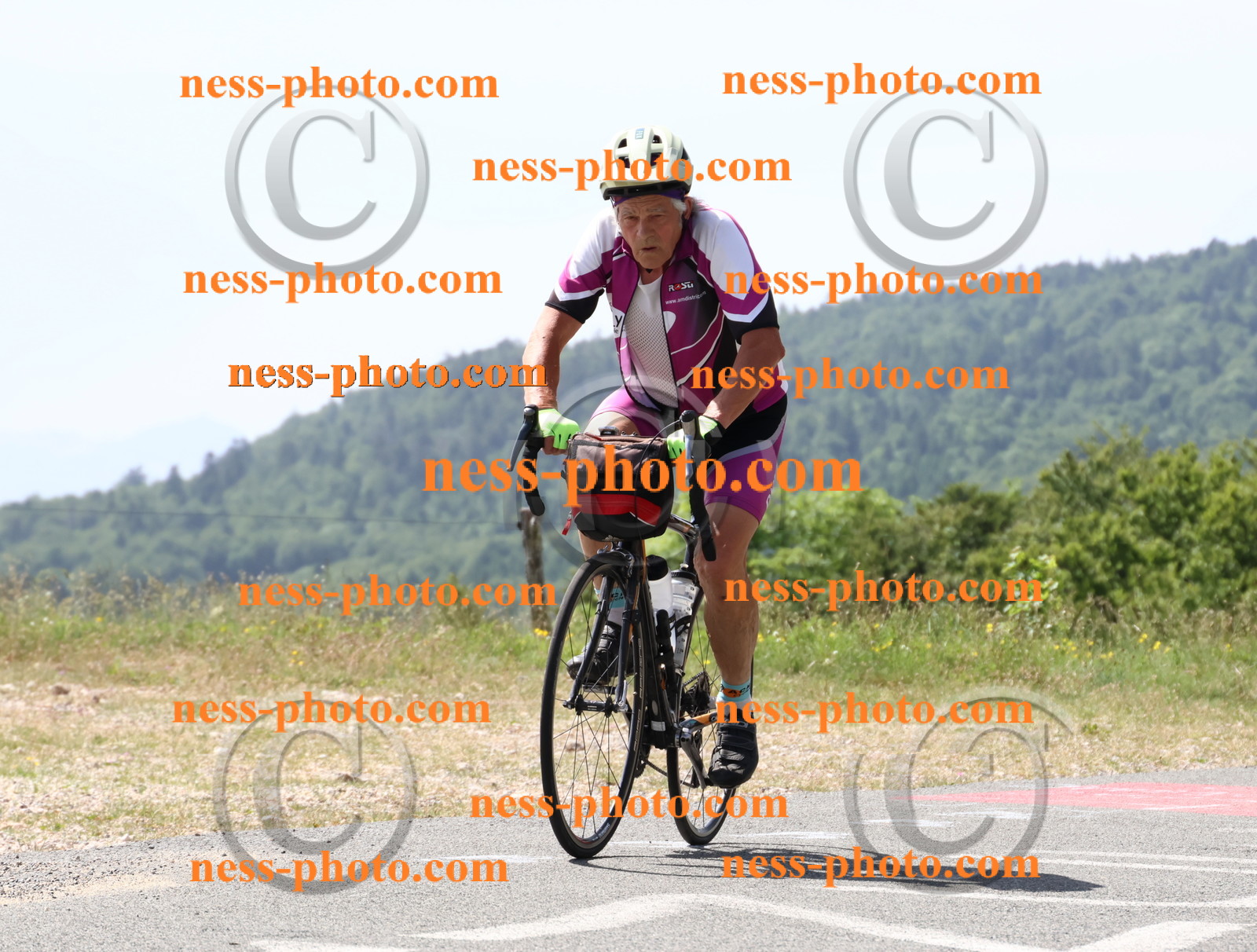 Col du grand Colombier (1399).JPG