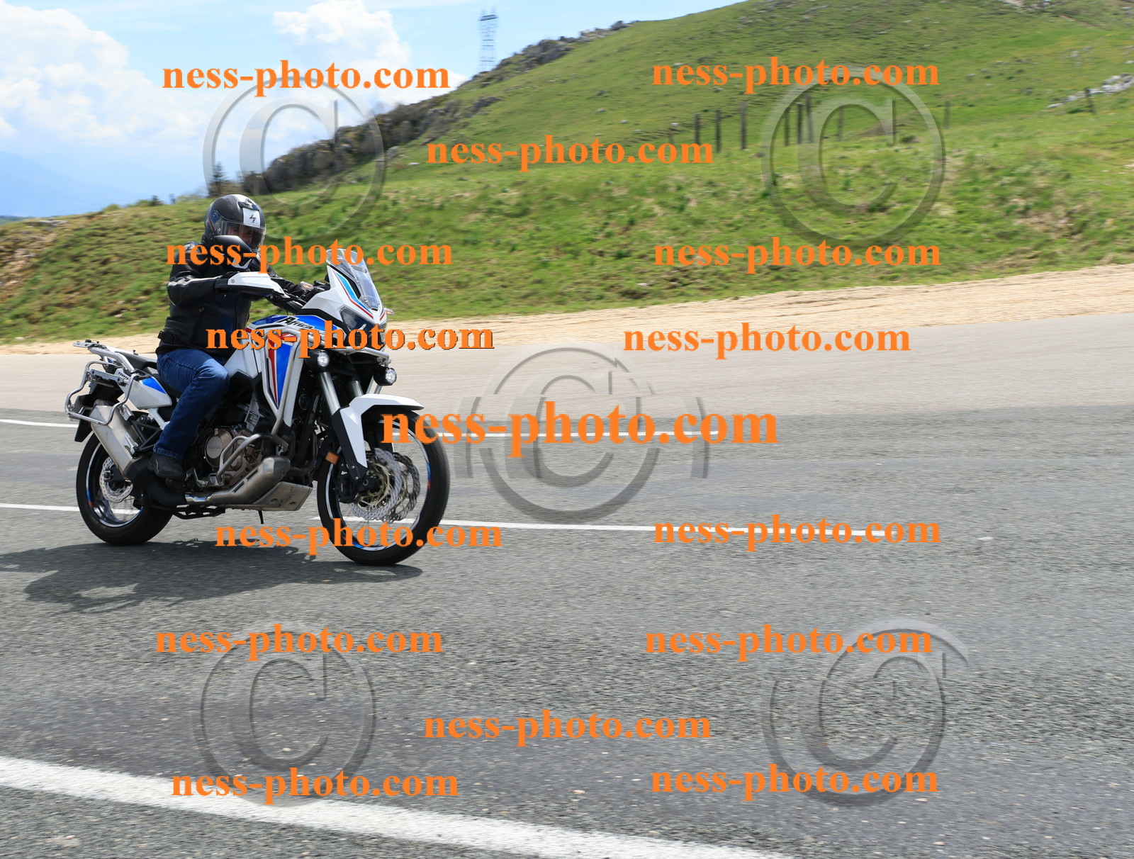 Col du Grand Colombier (162).JPG