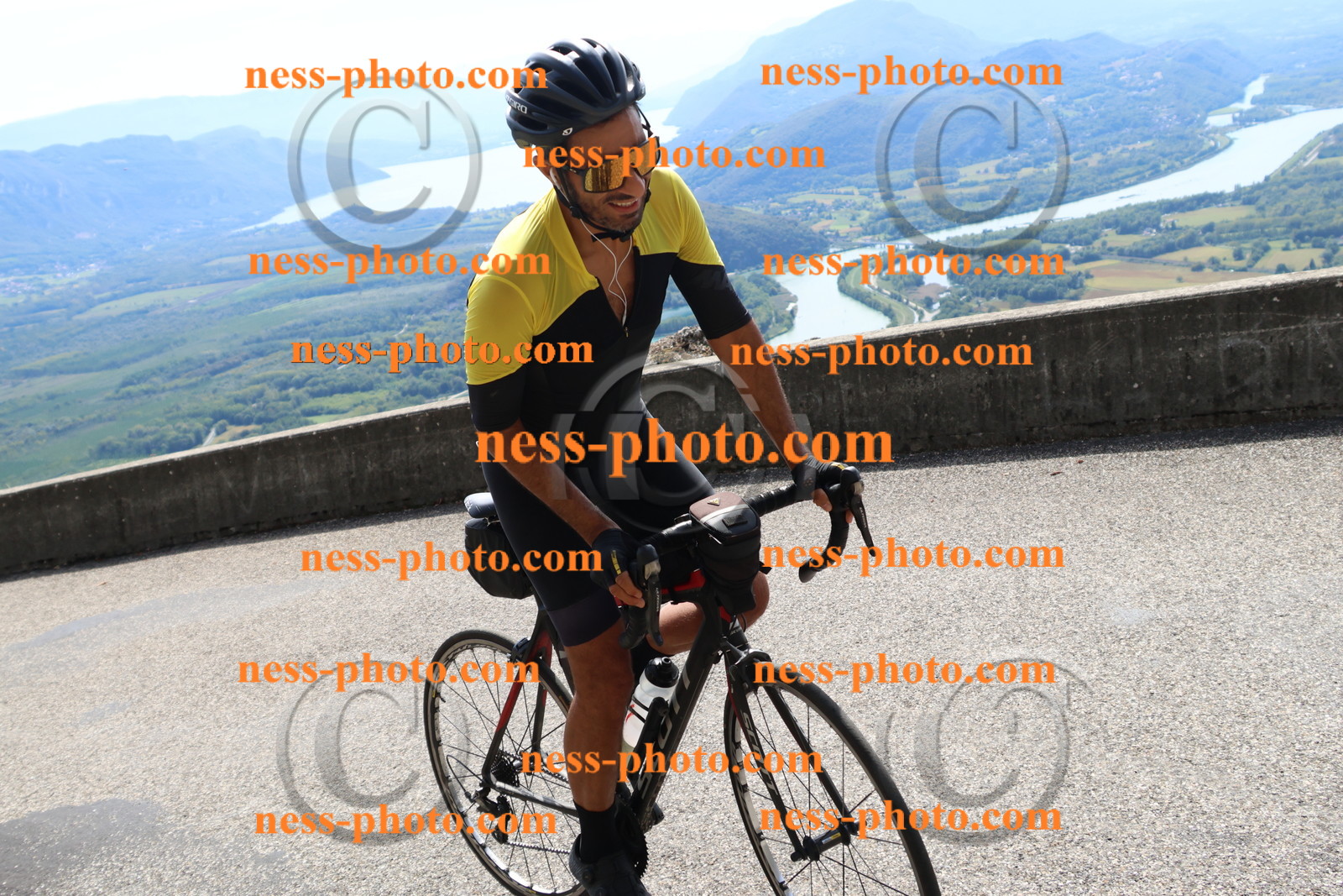 Col du Grand Colombier (567).JPG