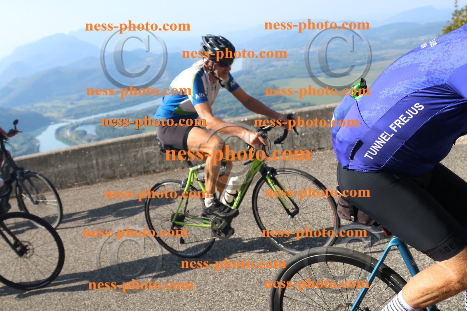 Col du Grand Colombier (1480).JPG