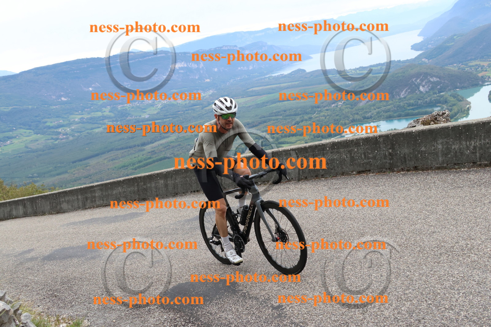 Col du Grand Colombier (2150).JPG