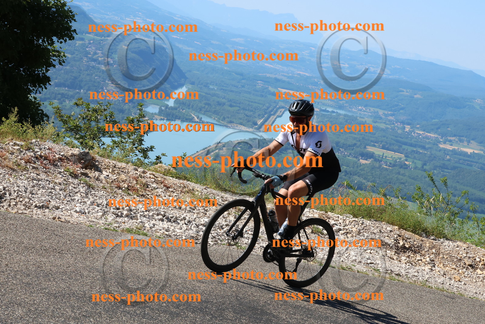 Col du Grand Colombier (165).JPG