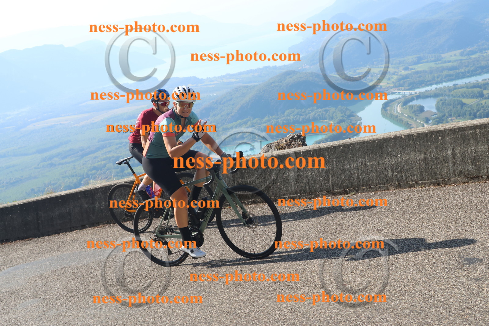 Col du Grand Colombier (1670).JPG